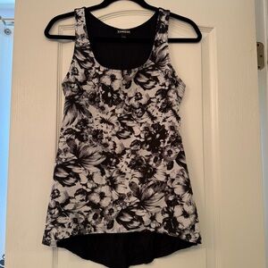 Express Women's Monochrome Floral Tank Top